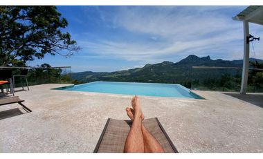 VENDO CABAÑA CON PISCINA EN ALTOS DEL MARIA 2300M2