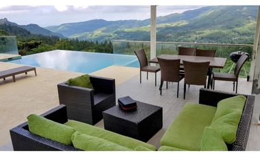 VENDO CABAÑA CON PISCINA EN ALTOS DEL MARIA 2300M2