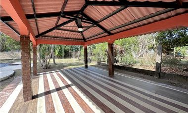 Oportunidad! Se Vende Casa Campestre con Piscina