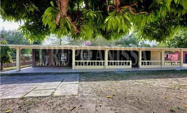 Oportunidad! Se Vende Casa Campestre con Piscina