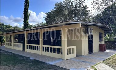 Oportunidad! Se Vende Casa Campestre con Piscina