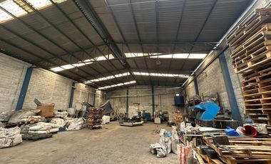 Venta de Bodega Industrial con inquilino en San Juan del Río