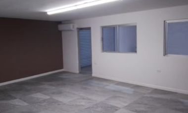 Venta de Bodega  Comercial en Chihuahua, Col. Aeropuerto.