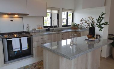 CASA PICASSO 2 CON RECÁMARA EN PB E1