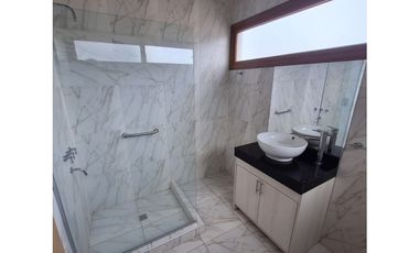 CASA EN ALQUILER EN  COSTA ESMERALDA - ECUESTRE 398