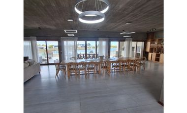 CASA EN ALQUILER EN  COSTA ESMERALDA - ECUESTRE 398