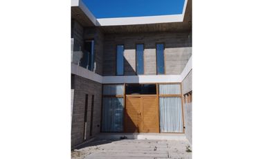 CASA EN ALQUILER EN  COSTA ESMERALDA - ECUESTRE 398