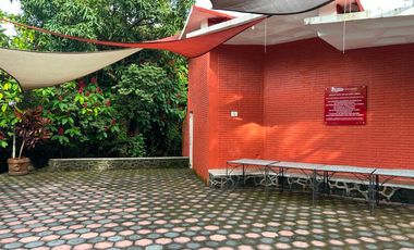 Casa en Fraccionamiento en Lomas de Jiutepec Jiutepec - CRB-1203-Fr