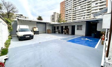Casa en Venta en Sector Pedro de Valdivia/ Antonio Varas / Casa Comercial / Estacionamientos / Bodega