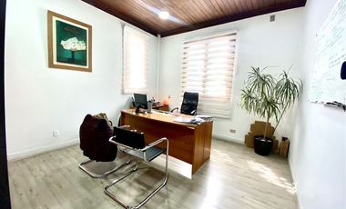Casa en Venta en Sector Pedro de Valdivia/ Antonio Varas / Casa Comercial / Estacionamientos / Bodega