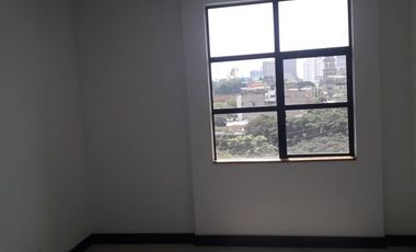 Oficina en Arriendo Ubicado en Medellín Codigo 880