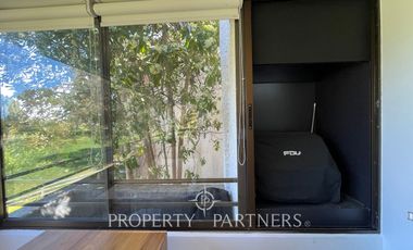 Departamento completamente remodelado con vista a cancha de golf