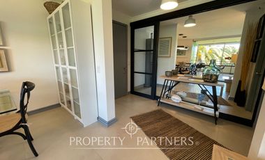 Departamento completamente remodelado con vista a cancha de golf