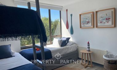 Departamento completamente remodelado con vista a cancha de golf