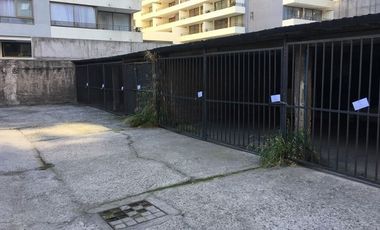 Estacionamiento en arriendo en Santiago, Santiago - Sin amueblar