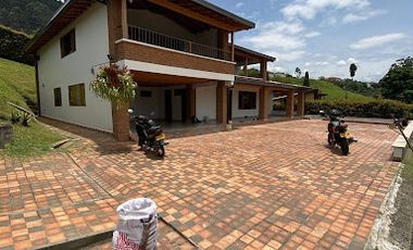 ARRIENDO de APARTAMENTO en ENVIGADO