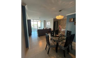 SE ALQUILA APARTAMENTO AMOBLADO EN ALTOS DEL GOLF