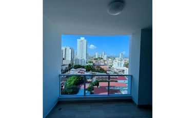 SE ALQUILA APARTAMENTO AMOBLADO EN ALTOS DEL GOLF