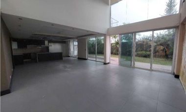 VENTA DE CASA EN COSTA SUR, PH COSTA ESMERALDA (OF)