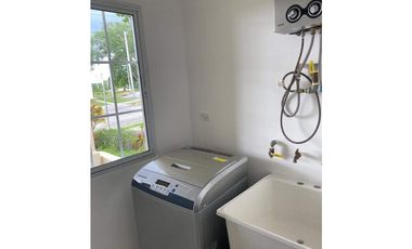 SE ALQUILA CASA AMOBLADA EN CERRO SILVESTRE