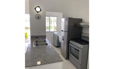 SE ALQUILA CASA AMOBLADA EN CERRO SILVESTRE