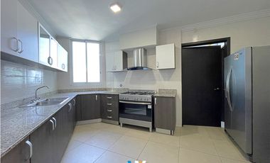 Venta de Apartamento en PH Country Club (CE_A)