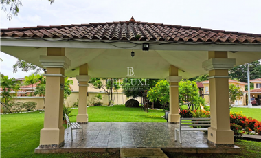 VENDO CASA EN BRISAS DEL GOLF, PH VILLA TIVOLI (9)