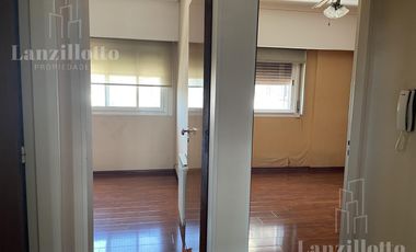 Alquiler departamento 4 ambientes en Lanús Este