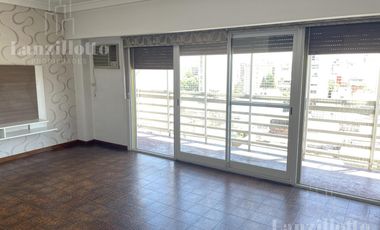 Alquiler departamento 4 ambientes en Lanús Este
