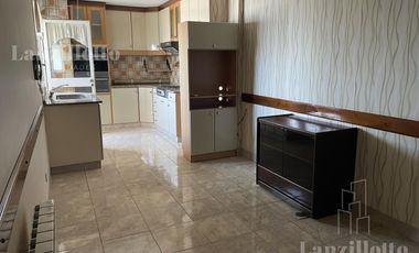 Alquiler departamento 4 ambientes en Lanús Este