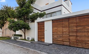 Hermosa Casa en Venta, Tequesquitengo, Edo. Morelos