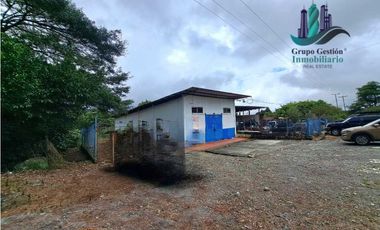 VENDO LOCAL COMERCIAL EN BOQUETE