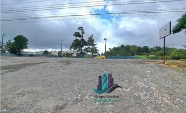 VENDO LOCAL COMERCIAL EN BOQUETE
