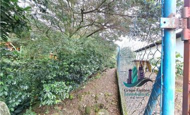 VENDO LOCAL COMERCIAL EN BOQUETE