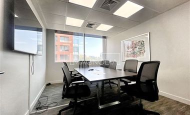 Oficina en Arriendo en La Pirámide