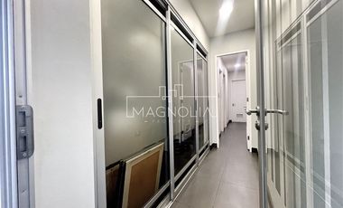 Oficina en Arriendo en La Pirámide