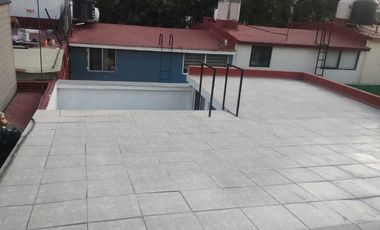 CASA EN VENTA EN SATELITE