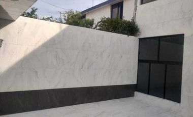 CASA EN VENTA EN SATELITE