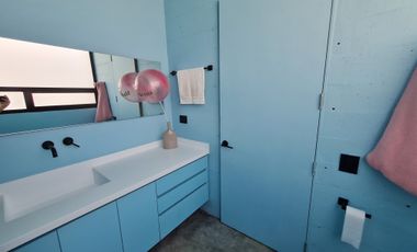Vendo casa en el peñol con acceso al embalse