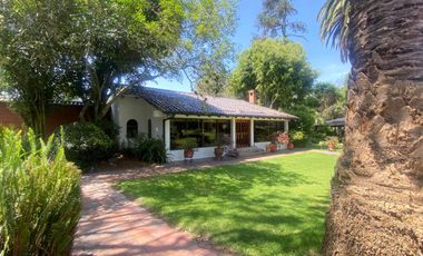 Amplia Quinta en Venta de 2 hectáreas, con seguridad y áreas comunales, sector la Armenia, Quito