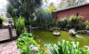 Amplia Quinta en Venta de 2 hectáreas, con seguridad y áreas comunales, sector la Armenia, Quito