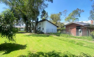 Amplia Quinta en Venta de 2 hectáreas, con seguridad y áreas comunales, sector la Armenia, Quito