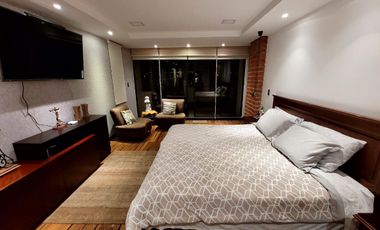 Casa exclusiva en venta con 4 dormitorios, dentro de urbanización privada Valle de los Chillos