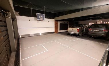 Casa exclusiva en venta con 4 dormitorios, dentro de urbanización privada Valle de los Chillos