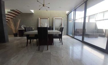 CASA EN ESQUINA EN VENTA EN ALTOZANO ZONA DEL NUEVO QUERETARO