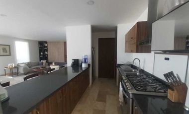 CASA EN ESQUINA EN VENTA EN ALTOZANO ZONA DEL NUEVO QUERETARO