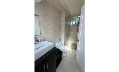 APARTAMENTO PH EL CANGREJO BAY, 2 RECAMARAS 125 METROS YL