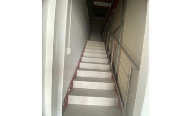 SEA CONFIABLE ALQUILA LOCAL EN TUMBA MUERTO