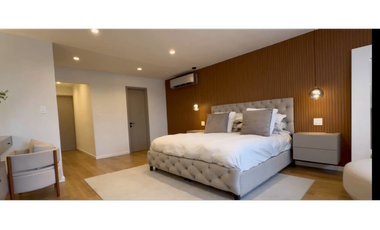 VILLA LUCRE / ALTOS DE SAN RAFAEL / 521 M2 / 3 HABITACION / PISCINA