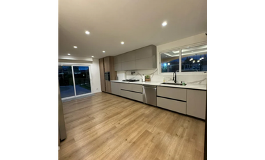 VILLA LUCRE / ALTOS DE SAN RAFAEL / 521 M2 / 3 HABITACION / PISCINA